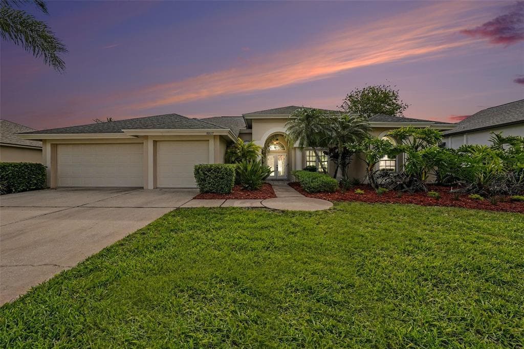 18817 WIMBLEDON CIRCLE LUTZ, FL 33558