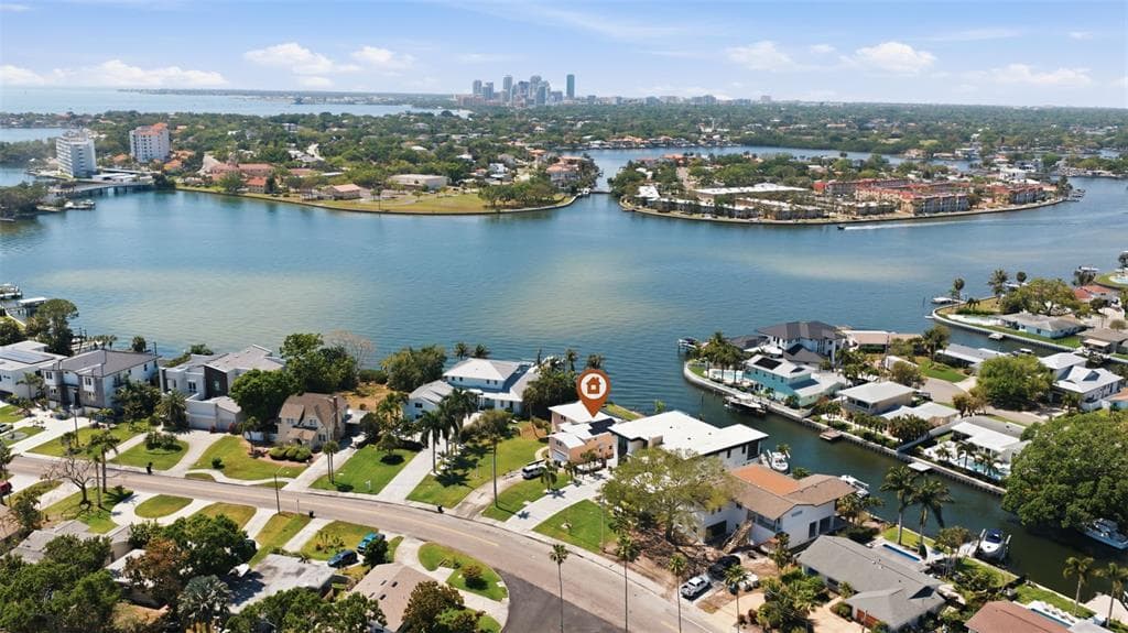 3876 SHORE ACRES BOULEVARD NE ST PETERSBURG, FL 33703