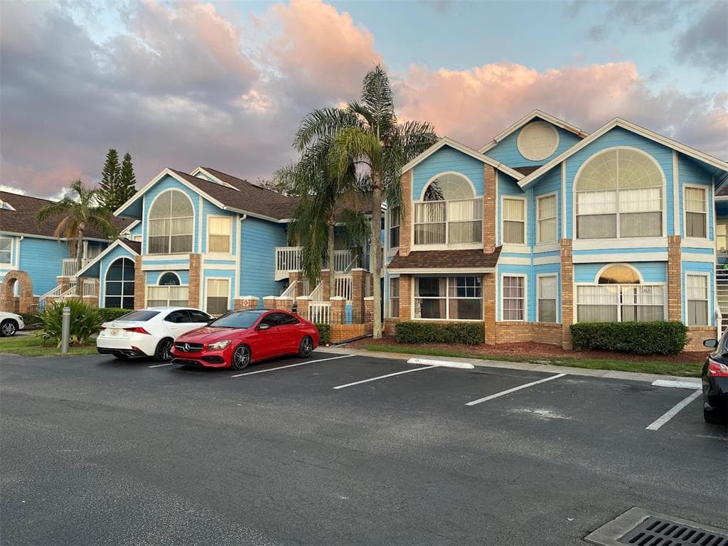 2745 N POINCIANA BOULEVARD UNIT 63 KISSIMMEE, FL 34746