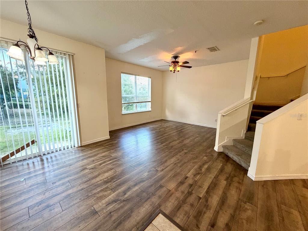 1521 SAN JACINTO CIRCLE SANFORD, FL 32771