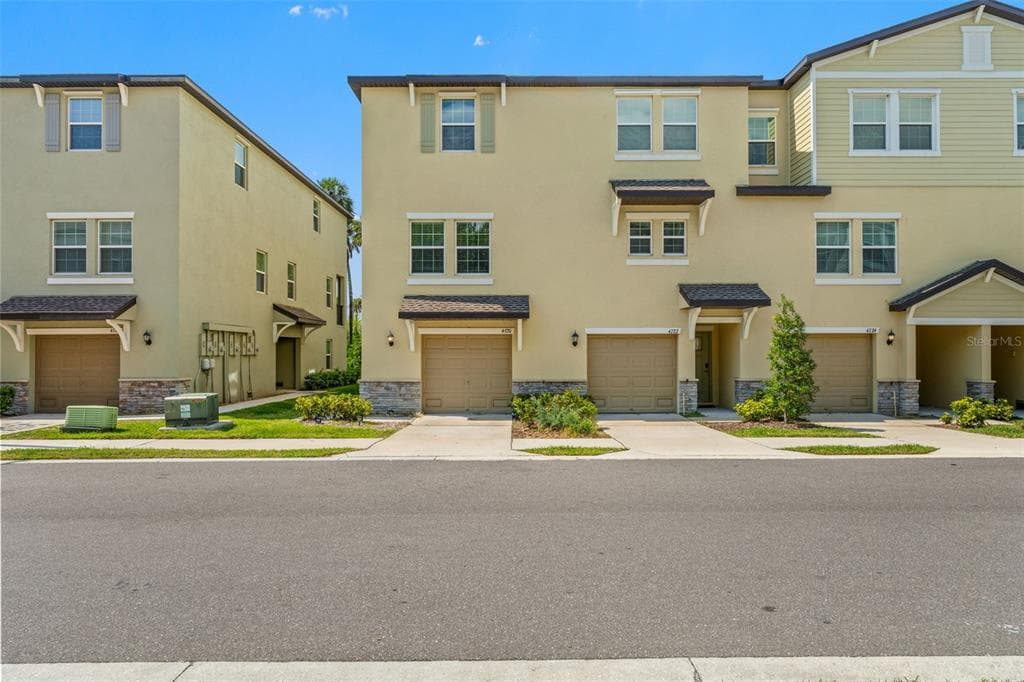 4720 TUSCAN LOON DRIVE TAMPA, FL 33619