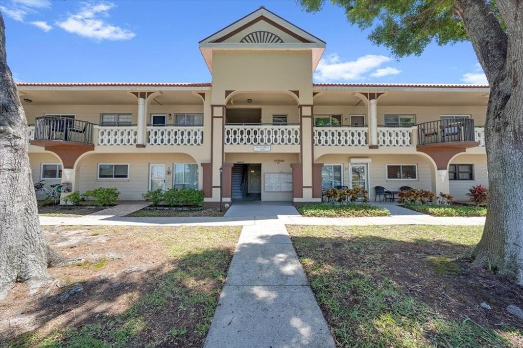 2401 FRANCISCAN DRIVE UNIT 41 CLEARWATER, FL 33763
