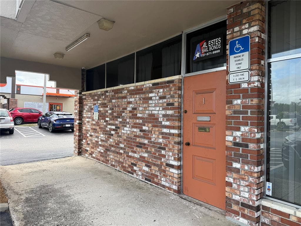4930 PARK BOULEVARD N UNIT 1