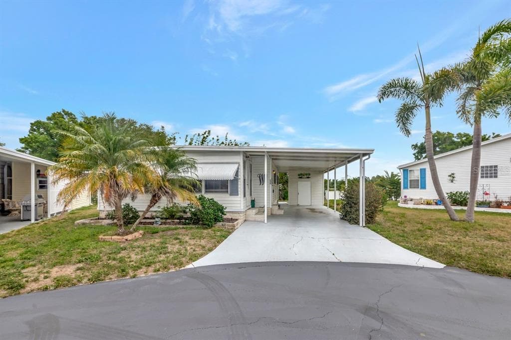9900 ULMERTON ROAD UNIT 226 LARGO, FL 33771