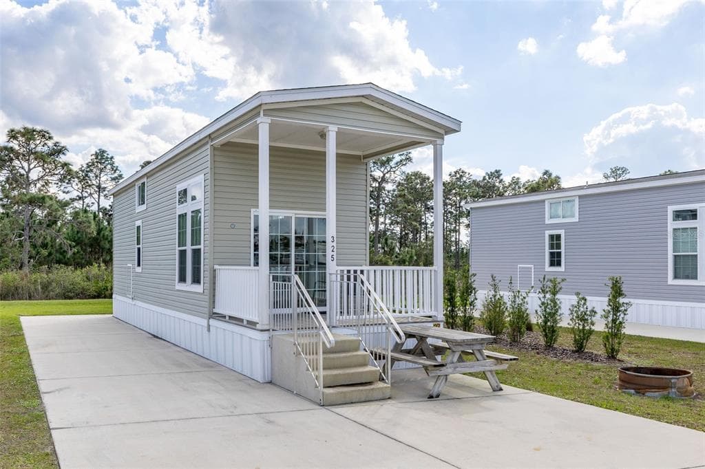 325 TIKI TURN (HWY 630) E LAKE WALES, FL 33898