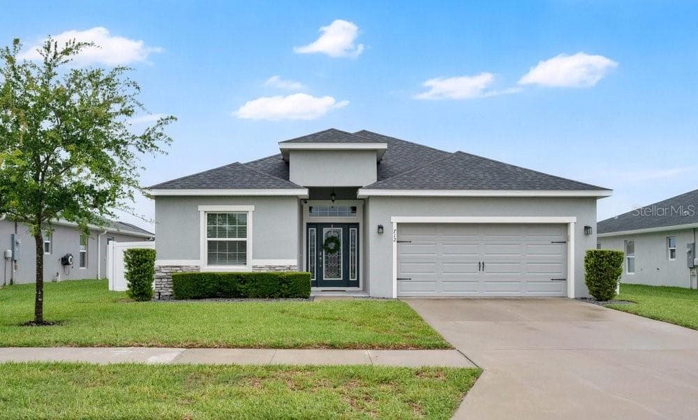 712 DAPHNE DRIVE POLK CITY, FL 33868