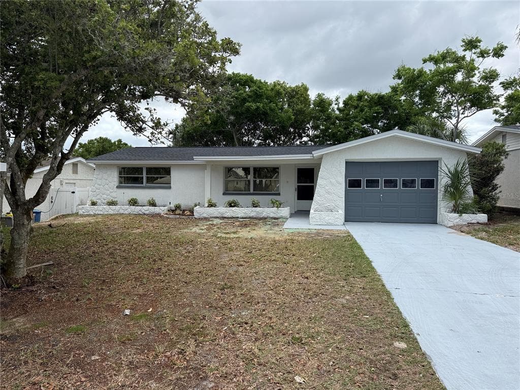 5165 GREENWOOD STREET NEW PORT RICHEY, FL 34653