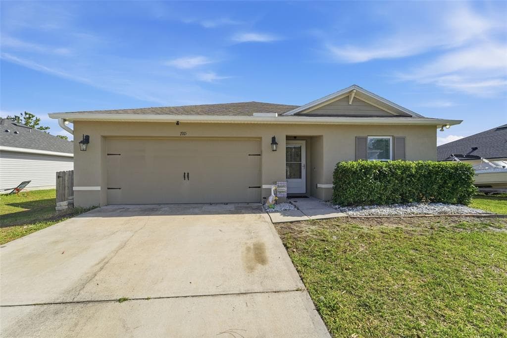 1915 BAYPORT DRIVE DELTONA, FL 32728