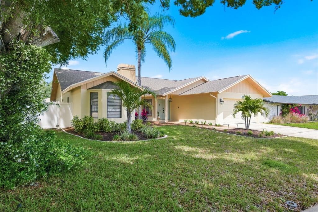 1011 RIDGE DRIVE PALM HARBOR, FL 34683