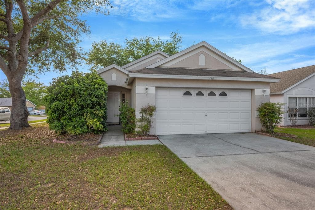 519 SUMMER SAILS DRIVE VALRICO, FL 33594