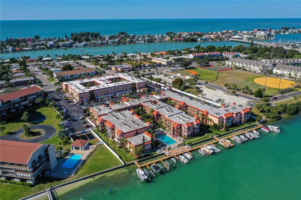 8911 BLIND PASS ROAD UNIT 121 ST PETE BEACH, FL 33706