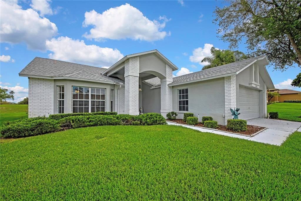 11203 SUN TREE ROAD HUDSON, FL 34667