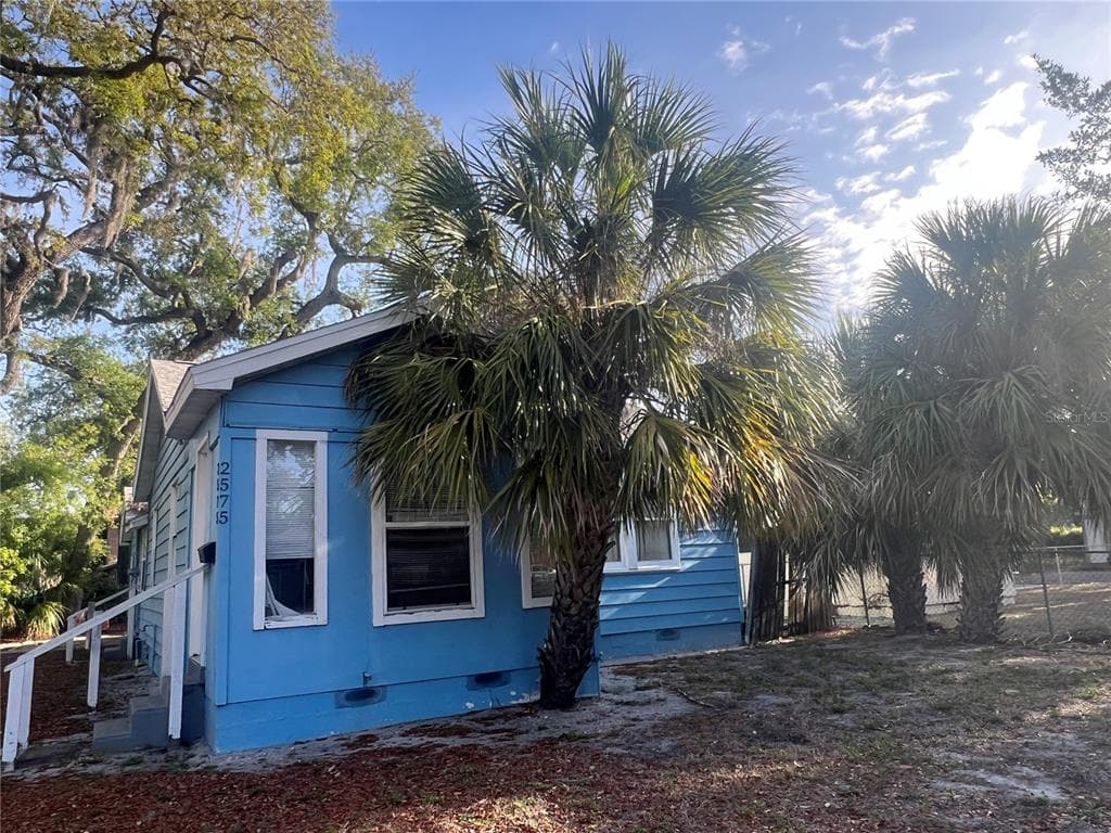 2575 18TH AVENUE S ST PETERSBURG, FL 33712
