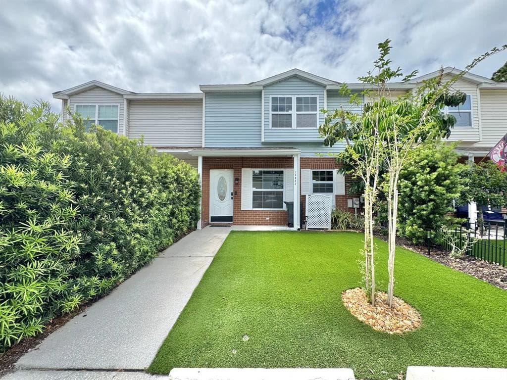 14042 LEMON VALLEY PLACE TAMPA, FL 33625