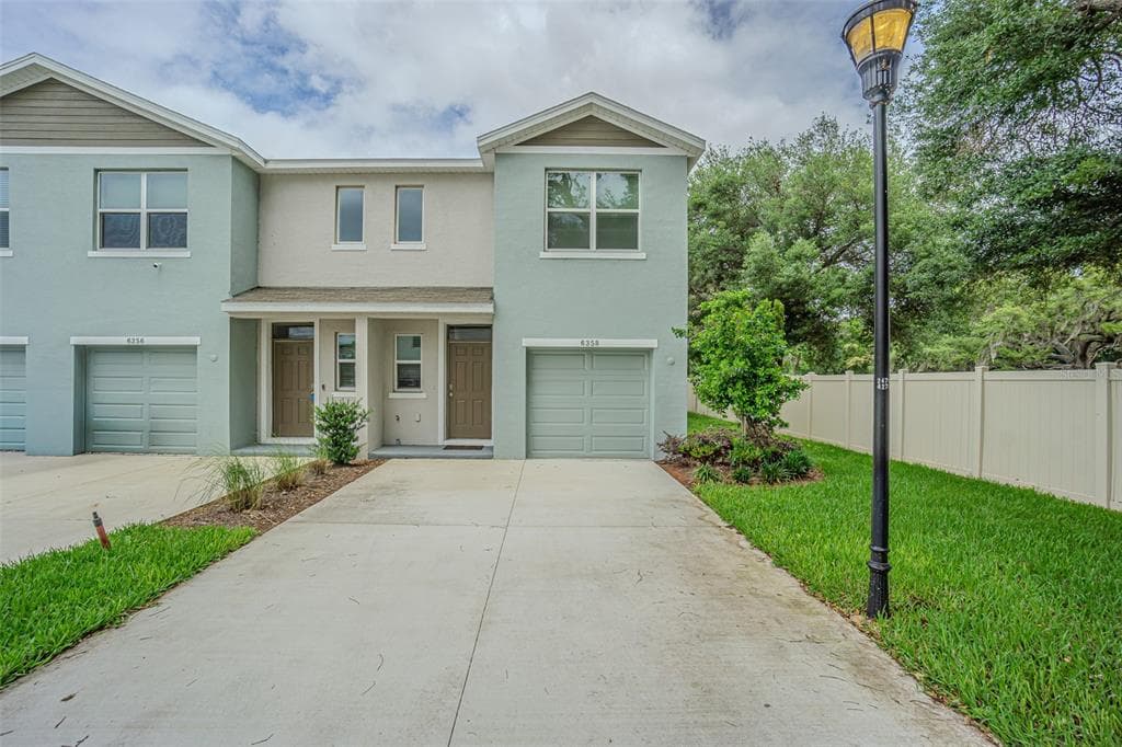 6358 SOPHIE OAKS COURT TAMPA, FL 33610