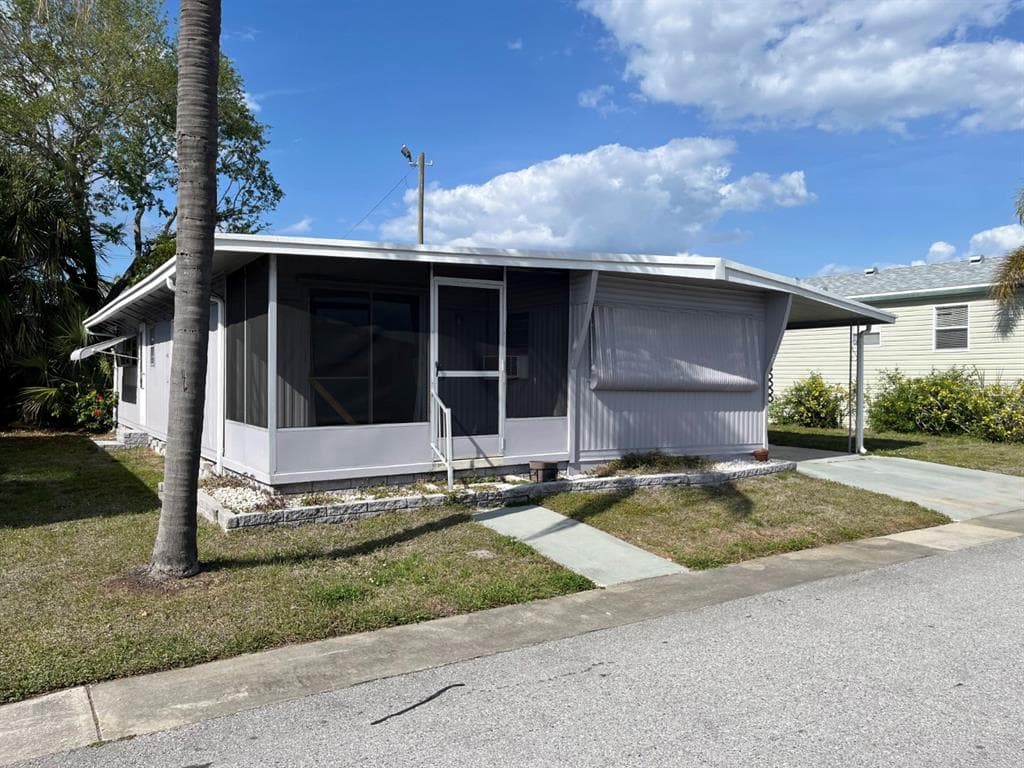 2505 E BAY DRIVE UNIT 77