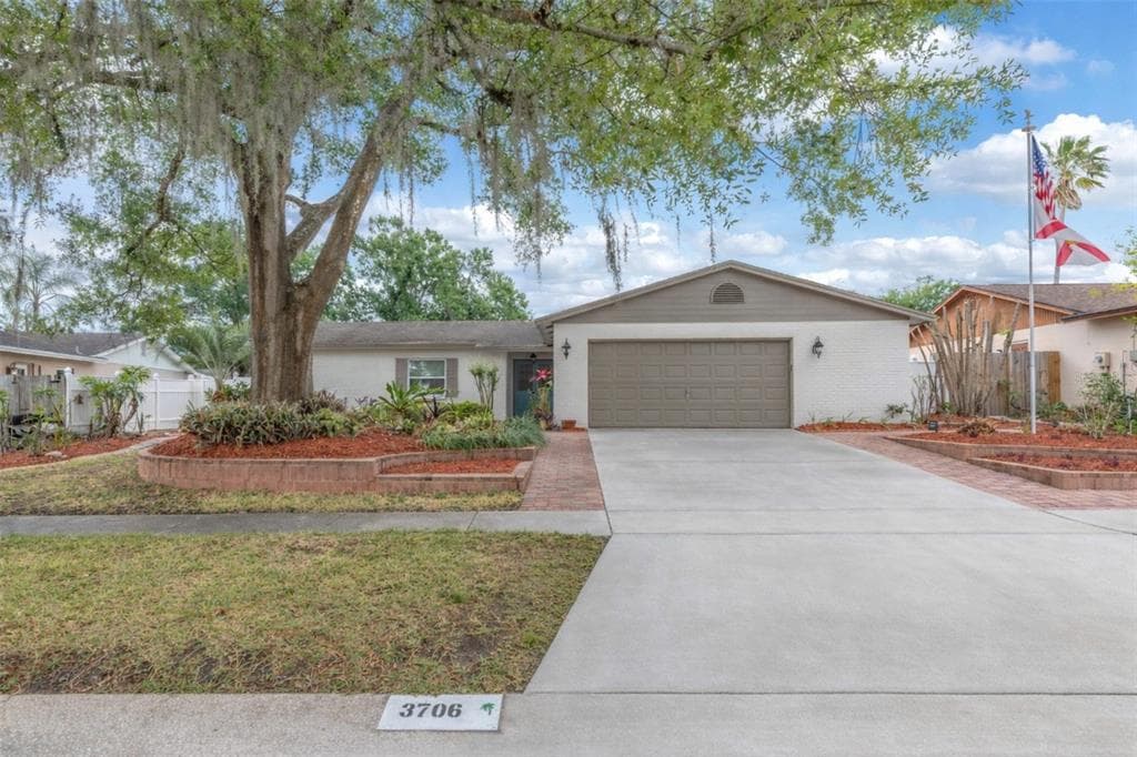 3706 ORANGECREST STREET VALRICO, FL 33596