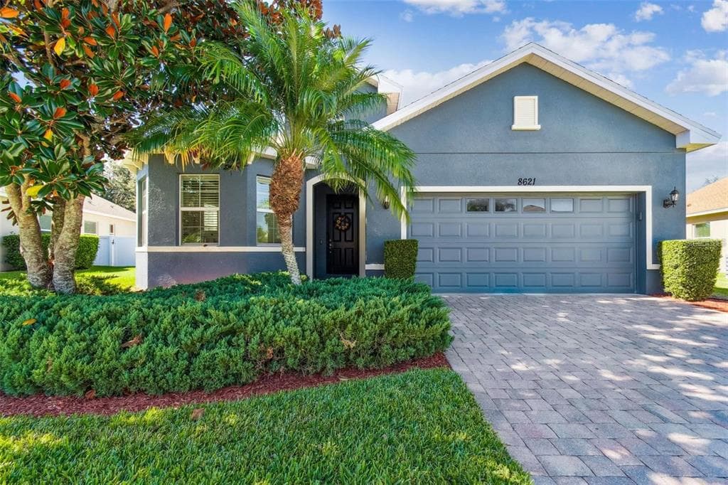 8621 EAGLE BROOK DRIVE LAND O LAKES, FL 34638