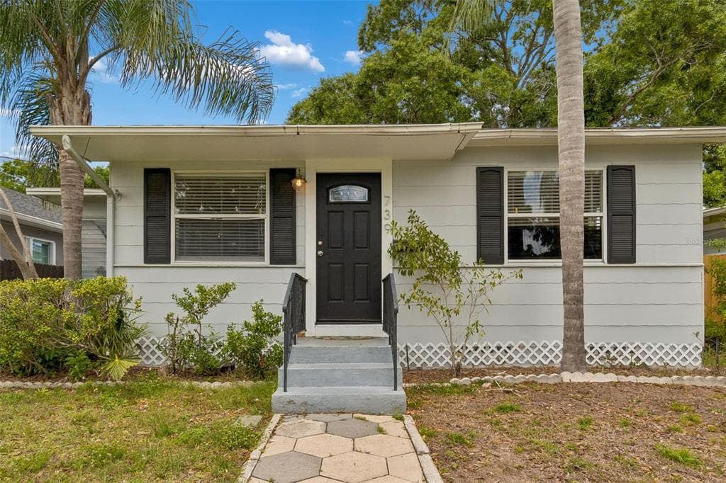 739 47TH AVENUE N ST PETERSBURG, FL 33703