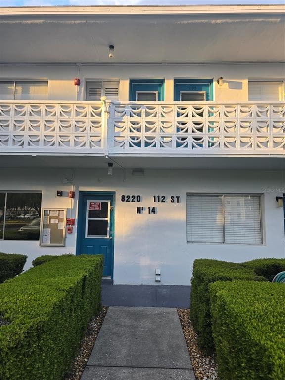 8220 112TH STREET UNIT 208 SEMINOLE, FL 33772