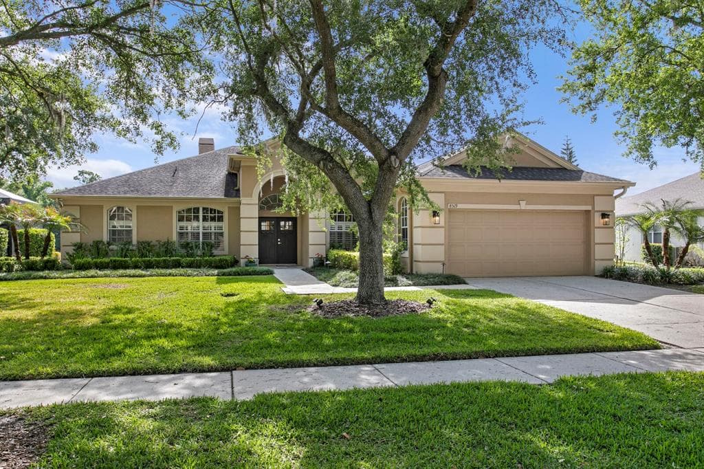 8519 PORTAGE AVENUE TAMPA, FL 33647
