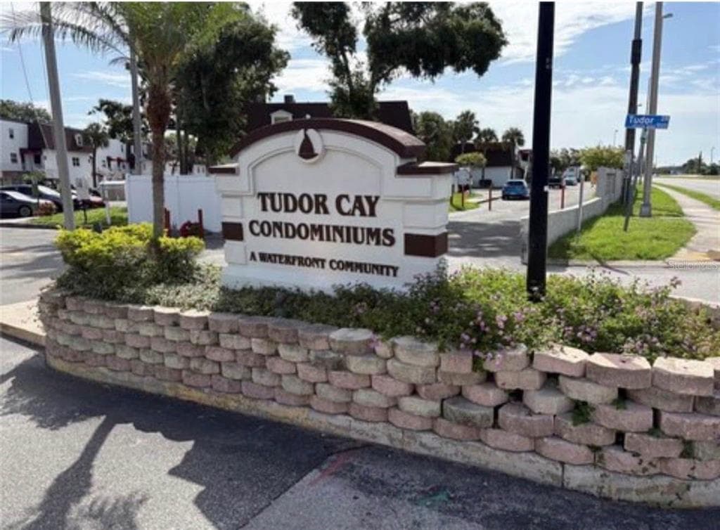 9209 TUDOR DRIVE UNIT C103 TAMPA, FL 33615