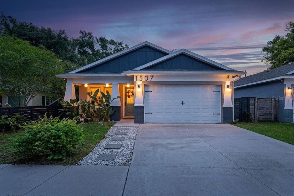 1507 HILLSIDE DRIVE TAMPA, FL 33610