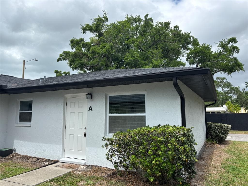 5839 ERIN LANE S UNIT A ST PETERSBURG, FL 33712
