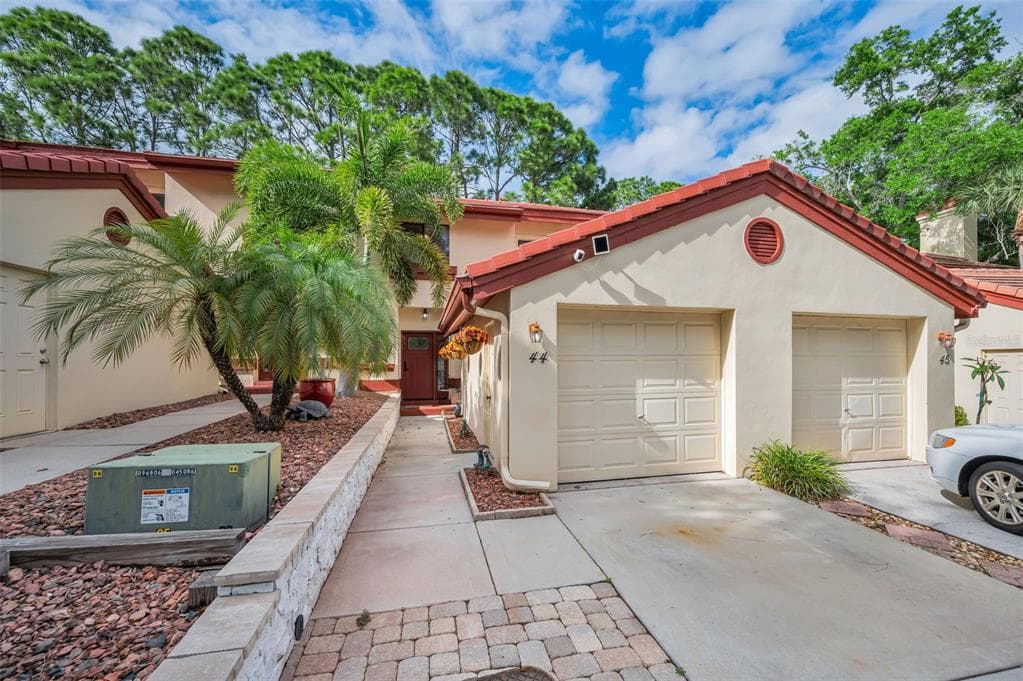3460 COUNTRYSIDE BOULEVARD UNIT 44 CLEARWATER, FL 33761