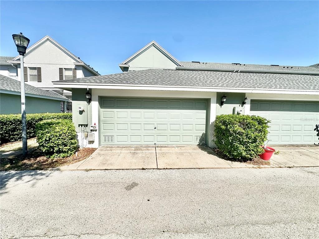 7313 S SAINT PATRICK STREET TAMPA, FL 33616