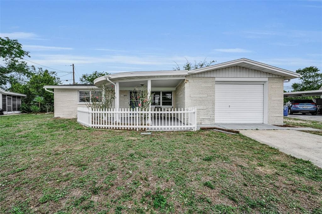 4843 CALAIS DRIVE