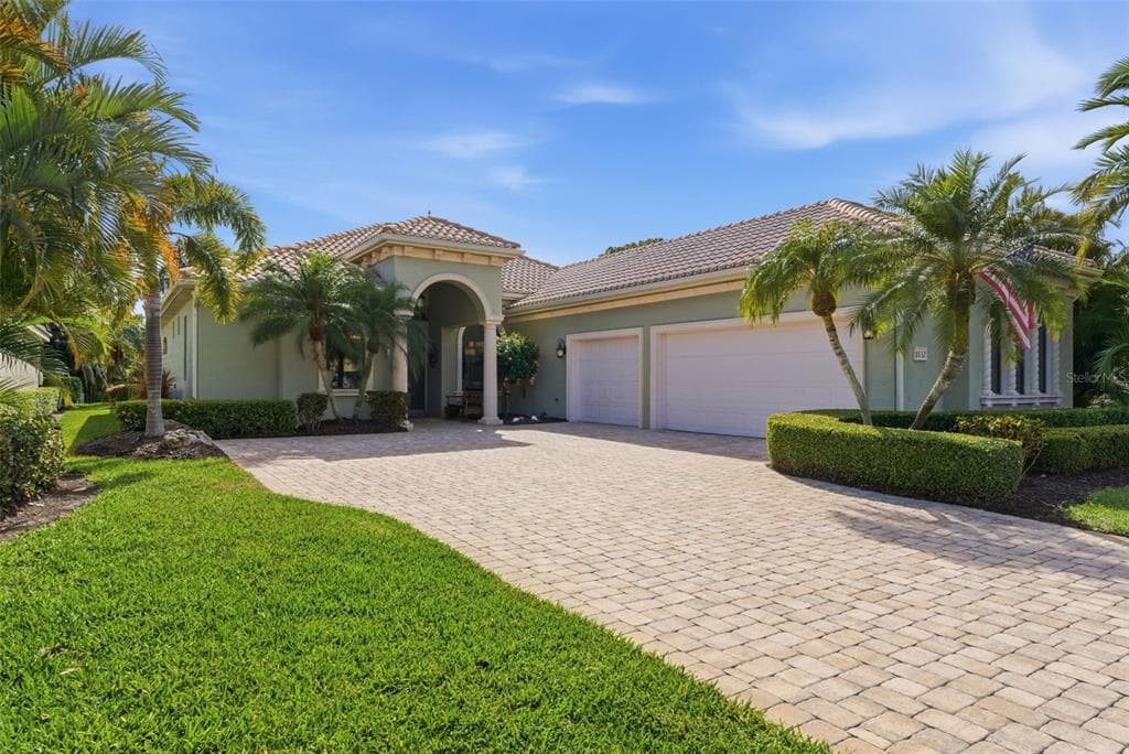 8832 ENCLAVE COURT