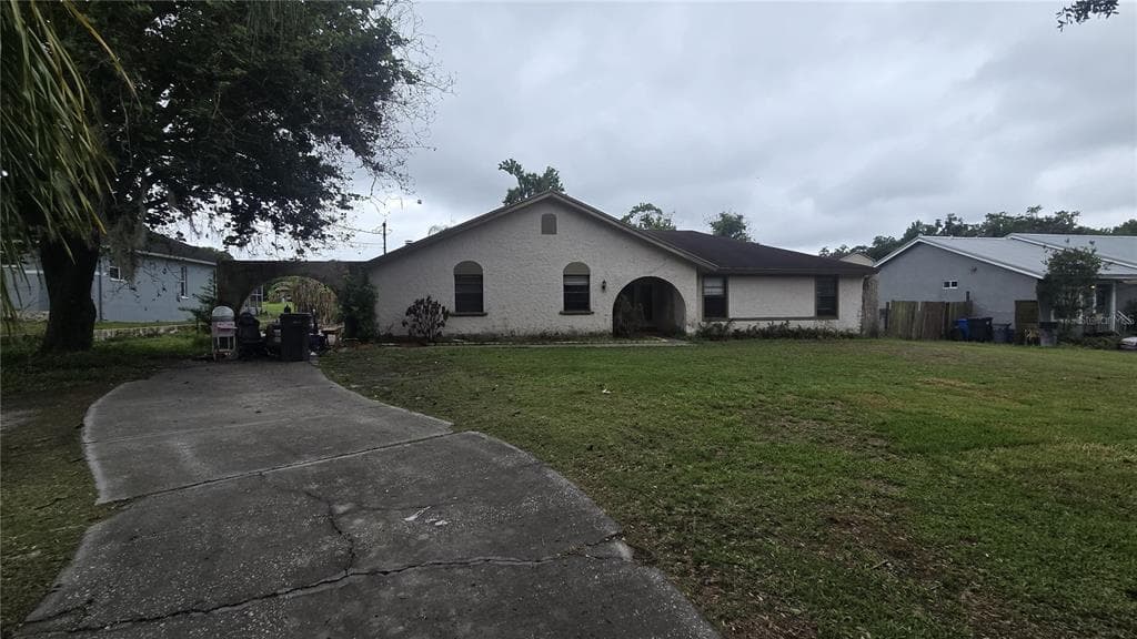 13007 SYDNEY ROAD DOVER, FL 33527