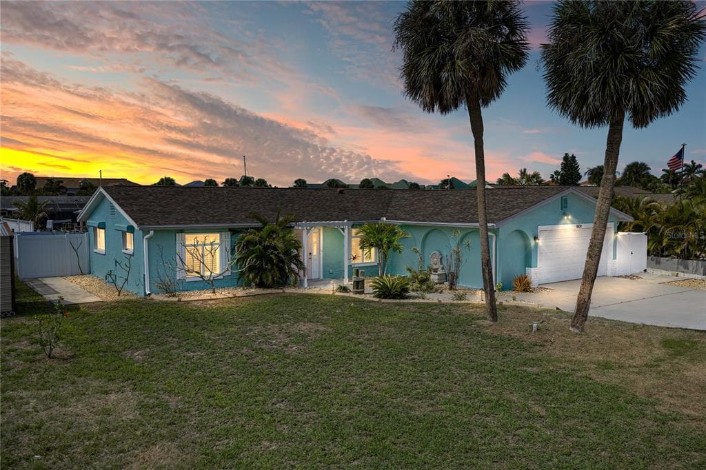 1004 SAGO PALM WAY APOLLO BEACH, FL 33572
