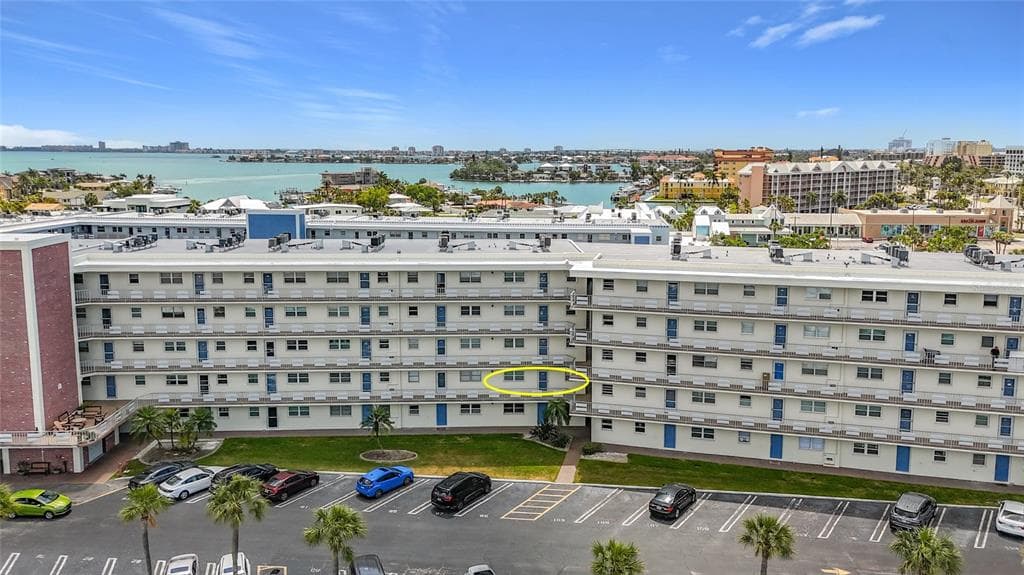 5575 GULF BOULEVARD UNIT 225