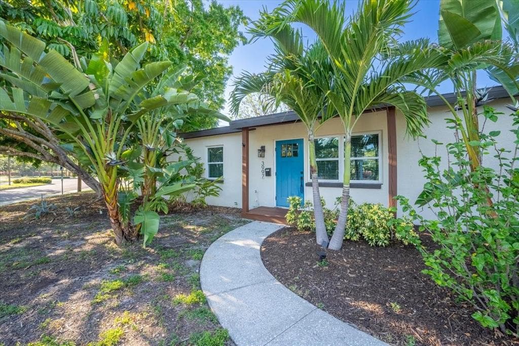 3997 MARLIN DRIVE SE ST PETERSBURG, FL 33705