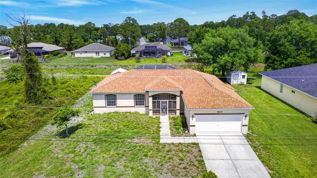 7634 PARAGON ROAD NORTH PORT, FL 34291