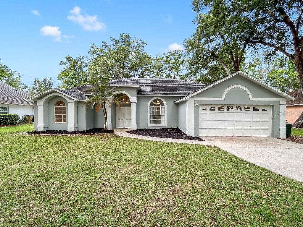 4418 WHITE OAK CIRCLE KISSIMMEE, FL 34746
