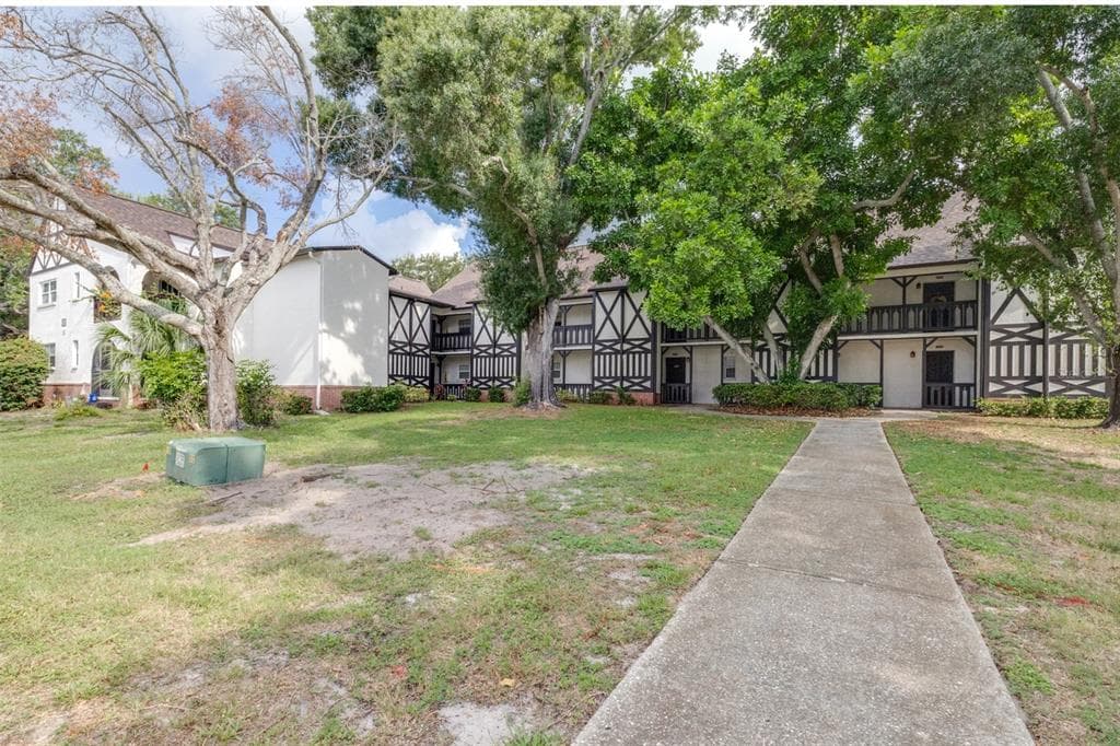 420 N BAYSHORE BOULEVARD UNIT 102 CLEARWATER, FL 33759