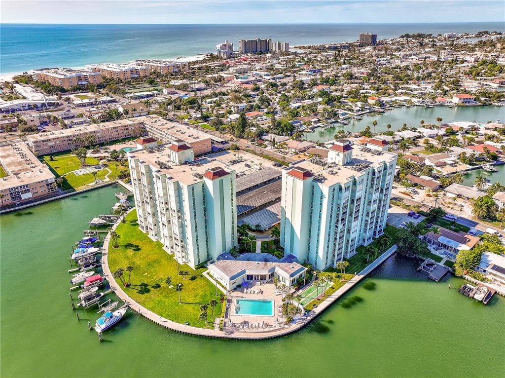 400 64TH AVENUE UNIT 901
