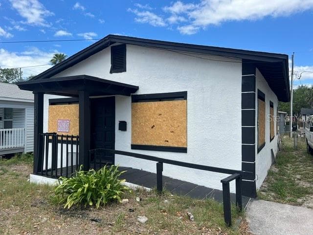1106 CARLTON STREET CLEARWATER, FL 33755