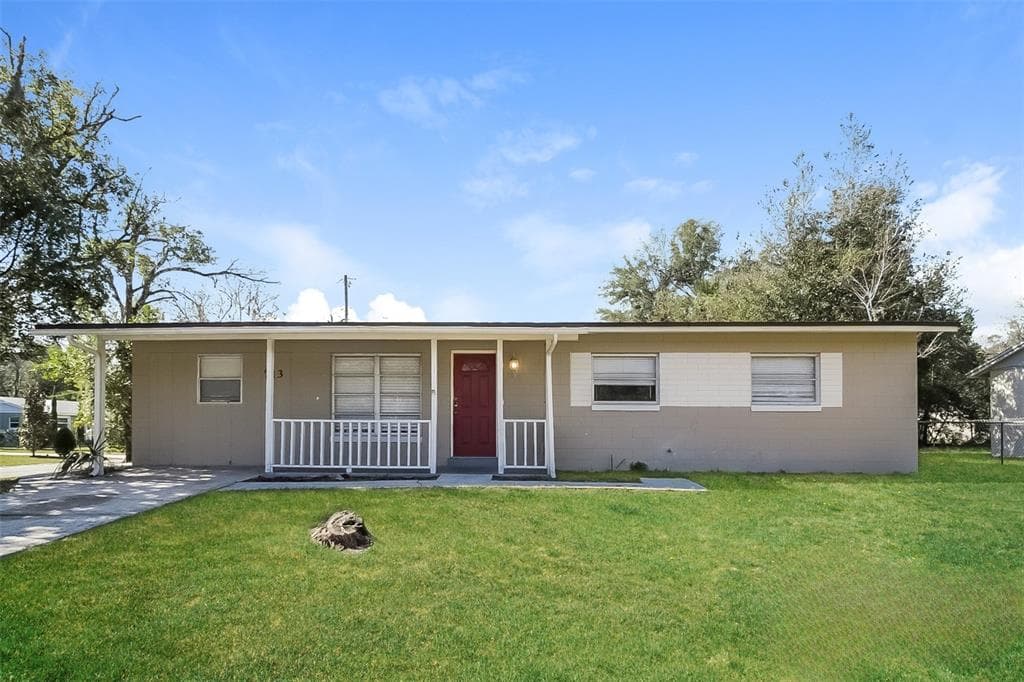 713 LAISY DRIVE DELAND, FL 32724