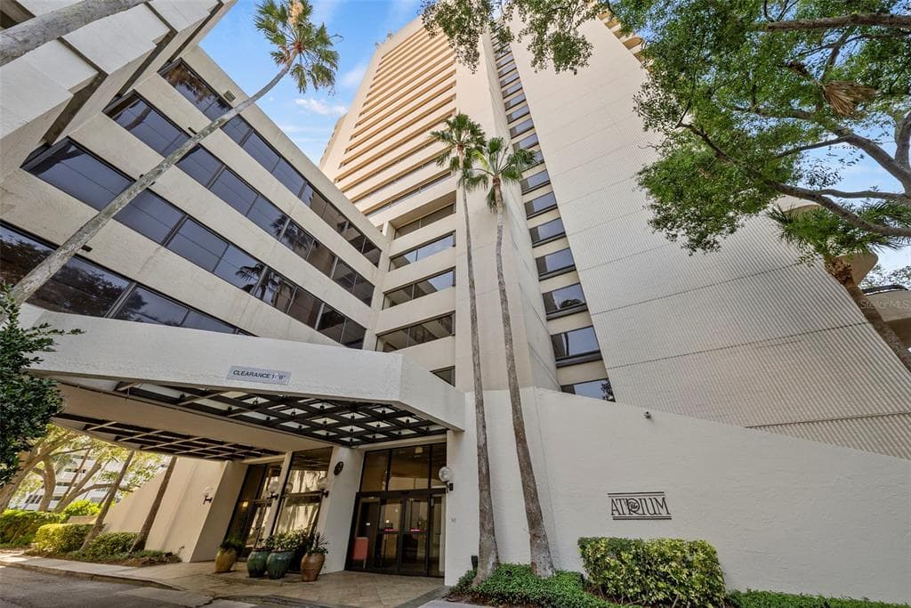 2413 BAYSHORE BOULEVARD UNIT 803