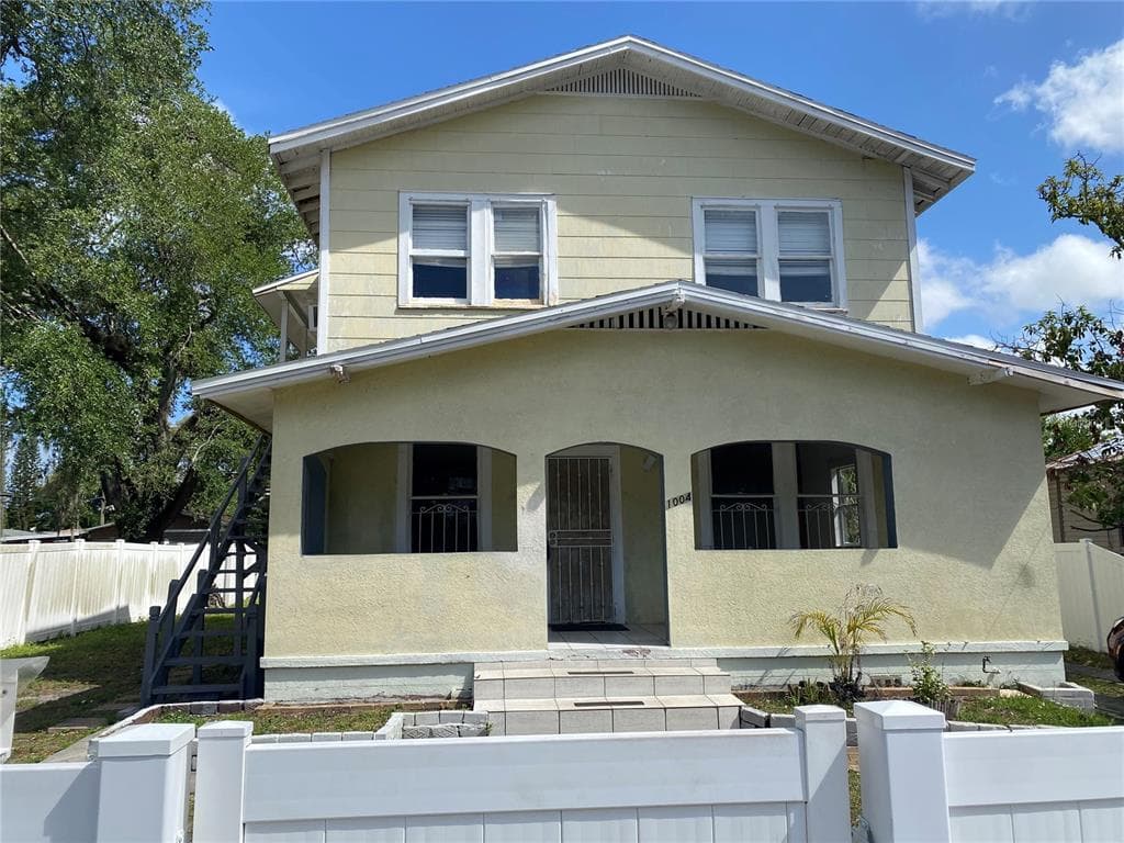 1004 E 25TH AVENUE TAMPA, FL 33605