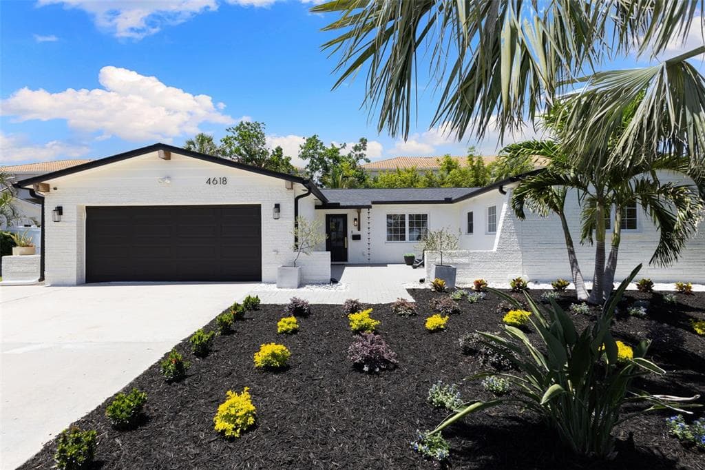 4618 BAYSHORE BOULEVARD NE ST PETERSBURG, FL 33703