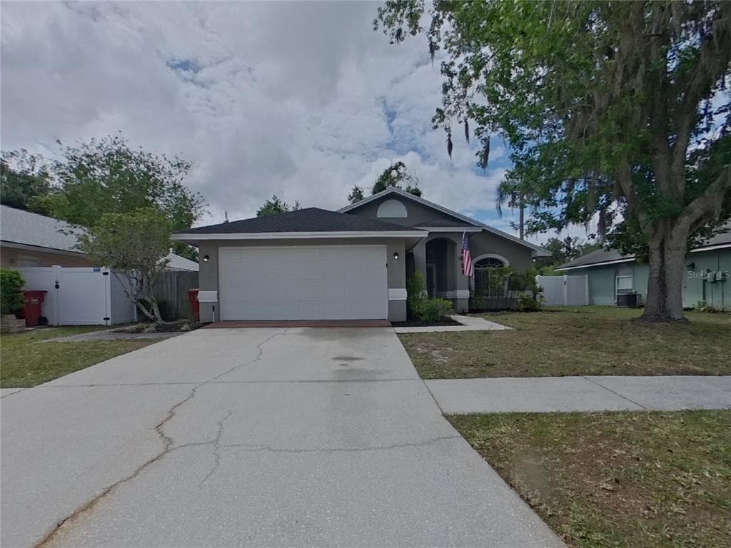 2921 WILDER CREEK PLANT CITY, FL 33566