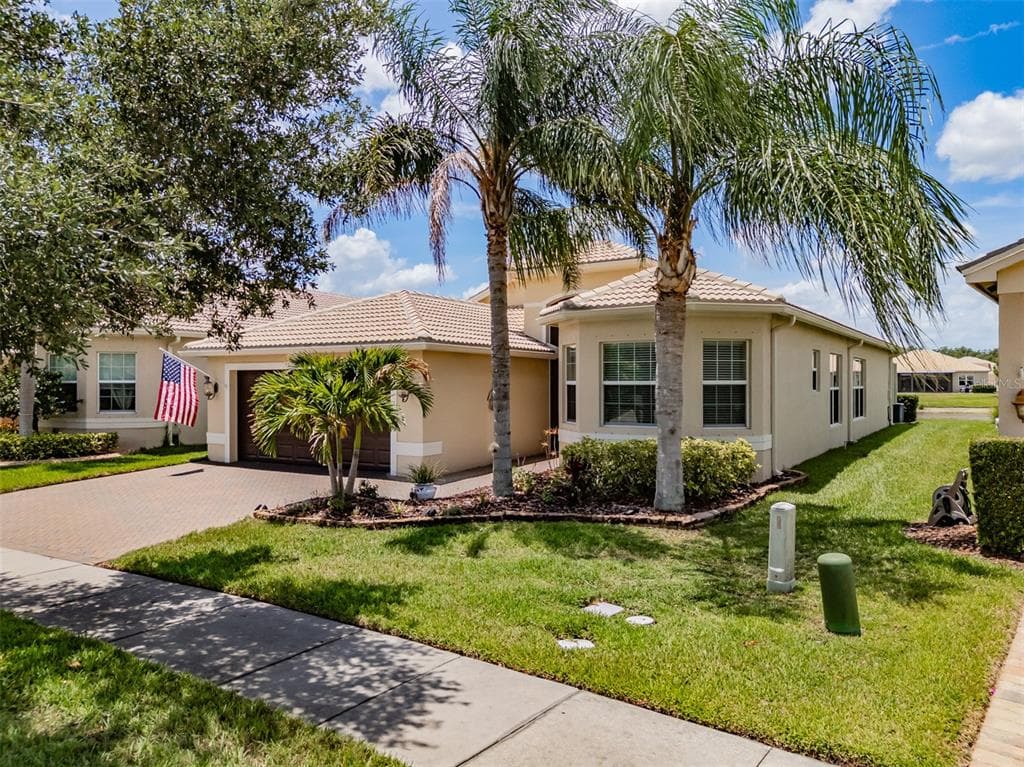 5005 CRYSTAL BEACH DRIVE WIMAUMA, FL 33598