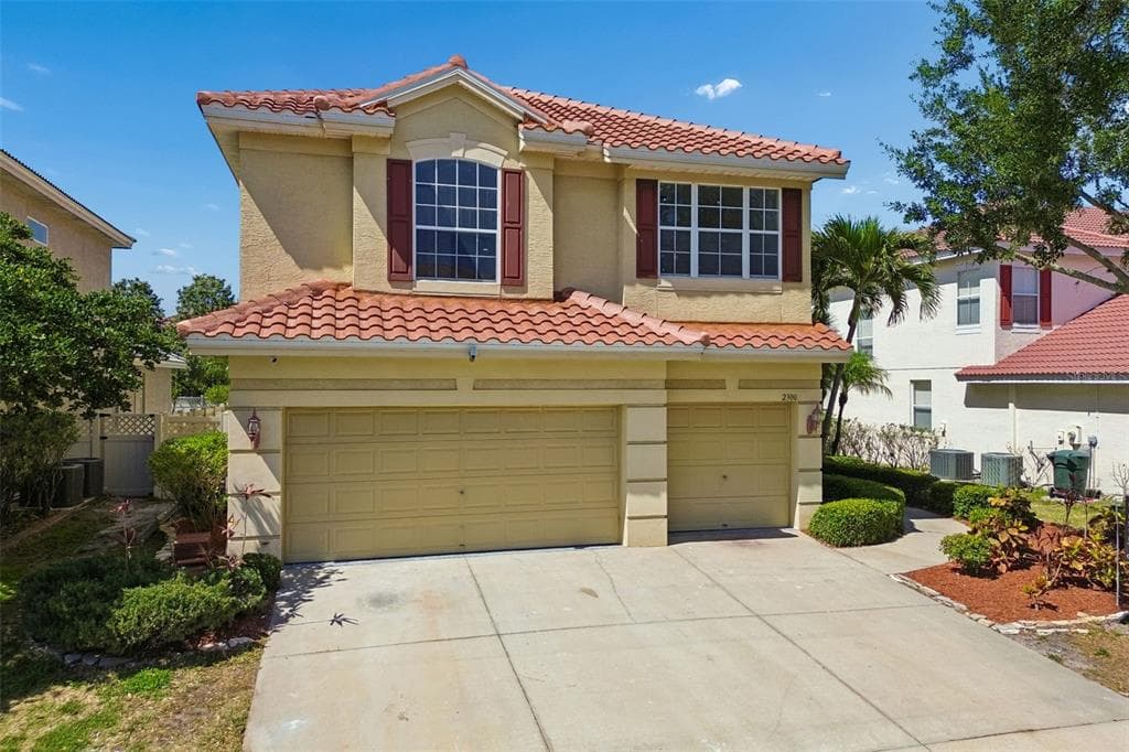 2300 HANNAH WAY S DUNEDIN, FL 34698