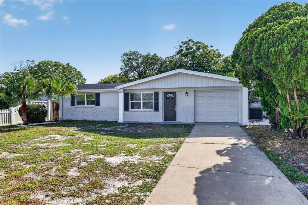 10914 LEEDS ROAD PORT RICHEY, FL 34668