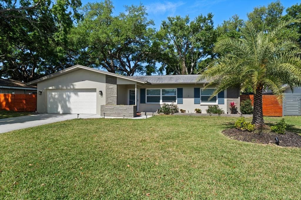 2388 JONES DRIVE DUNEDIN, FL 34698